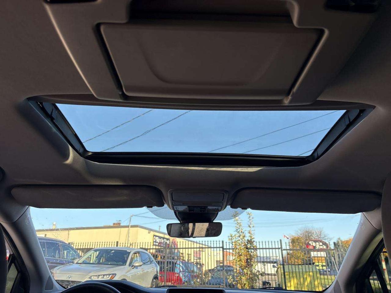 2023 Honda Odyssey EX-RES Clean Carfax/One Owner Photo