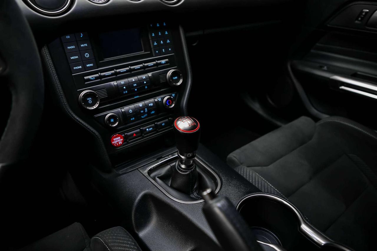 2016 Ford Mustang SHELBY GT350 SUPERCHARGED  RECARO TRACKPKG LOWKM Photo