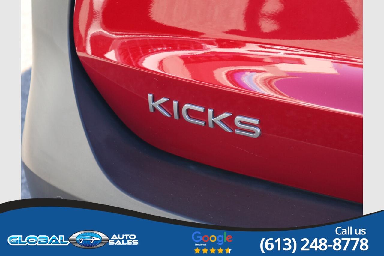 2025 Nissan Kicks SV Photo