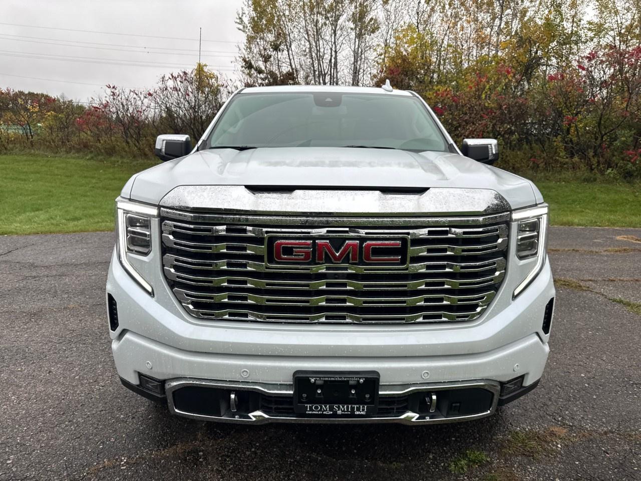 2026 GMC Sierra 1500 Crew Cab Short Box 4-Wheel Drive Denali Photo