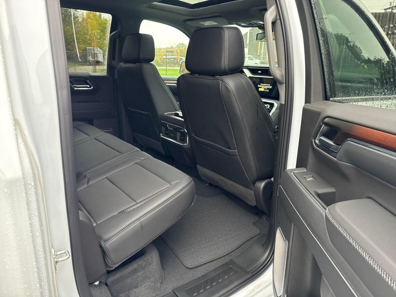 2026 GMC Sierra 1500 Crew Cab Short Box 4-Wheel Drive Denali Photo
