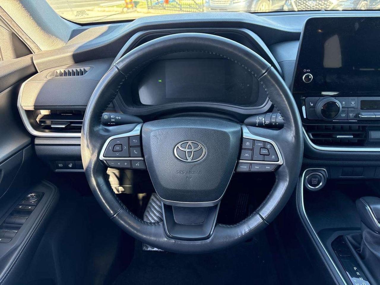 2024 Toyota Grand Highlander XLE Photo