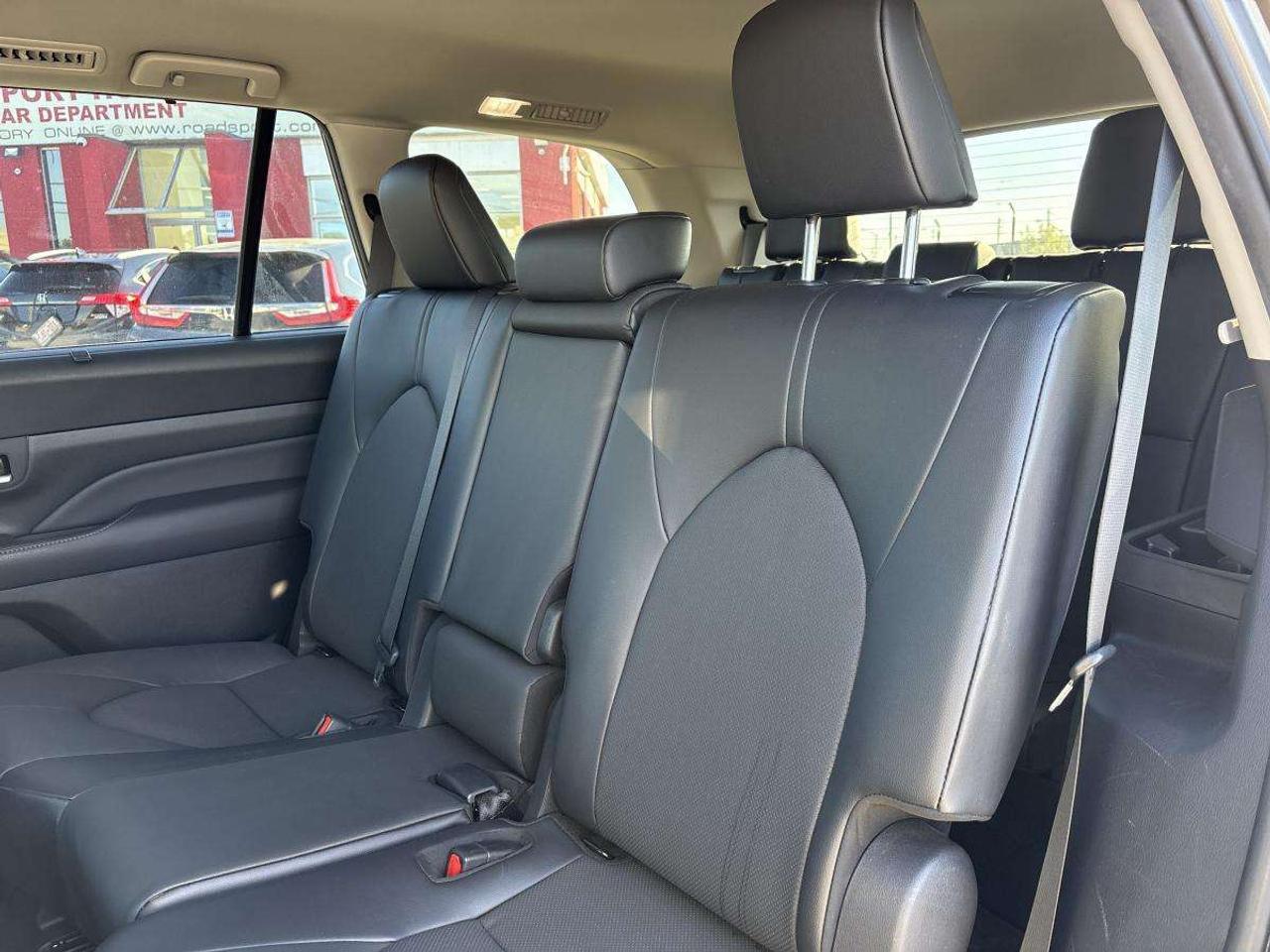 2024 Toyota Grand Highlander XLE Photo