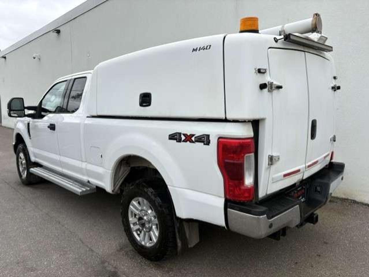 2018 Ford F-250 XLT 4X4 SHORT BOX-CAMERA-CAP-CARGO SLIDE Photo