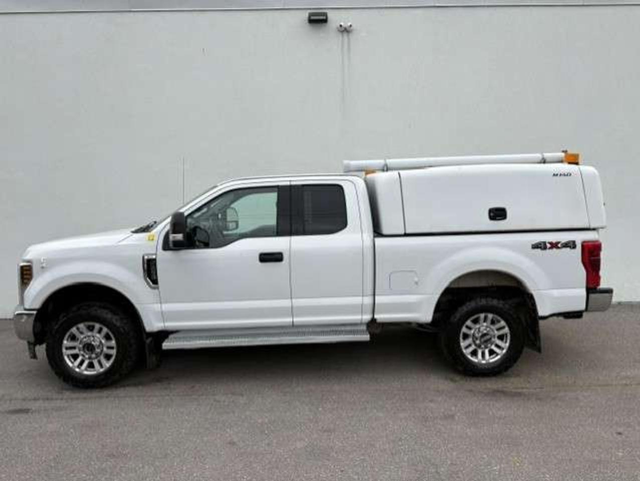 2018 Ford F-250 XLT 4X4 SHORT BOX-CAMERA-CAP-CARGO SLIDE Photo