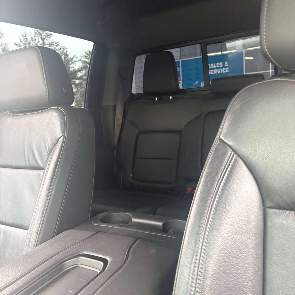 2019 Chevrolet Silverado 1500 RST 5.3L 4x4   Leather Photo