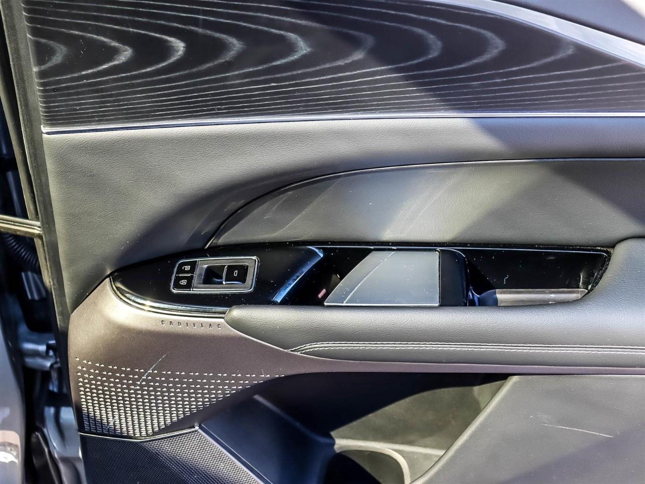 2024 Cadillac LYRIQ 4dr Luxury w/1SC Photo