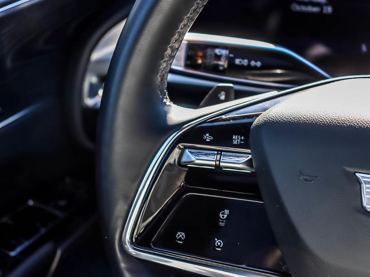 2024 Cadillac LYRIQ 4dr Luxury w/1SC Photo