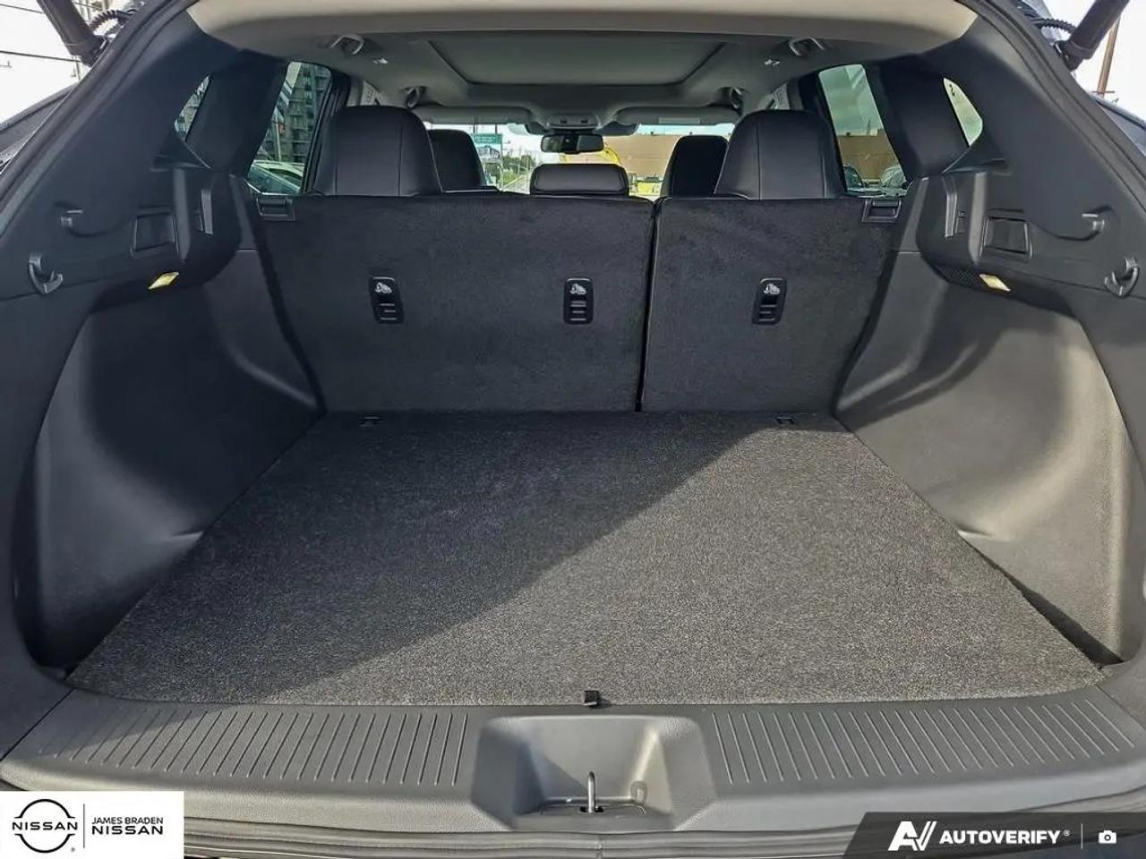 2027 Nissan Murano Dark Armor AWD Photo
