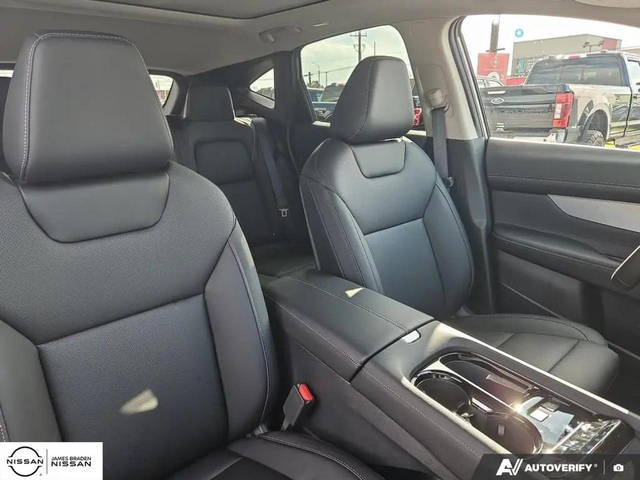 2027 Nissan Murano Dark Armor AWD Photo