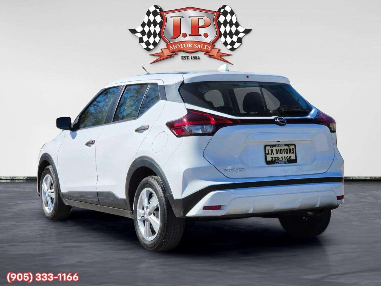 2024 Nissan Kicks S Apple CarPlay & Android Auto • Lane Assist • Rear Parking Sensors • Keyless Entry • Backup Camera Photo