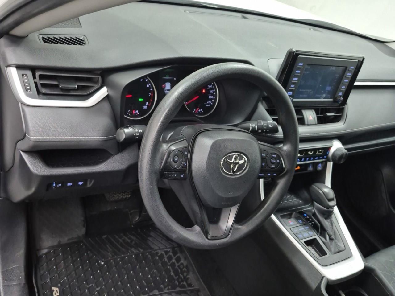2022 Toyota RAV4 LE 4dr All-wheel Drive Photo