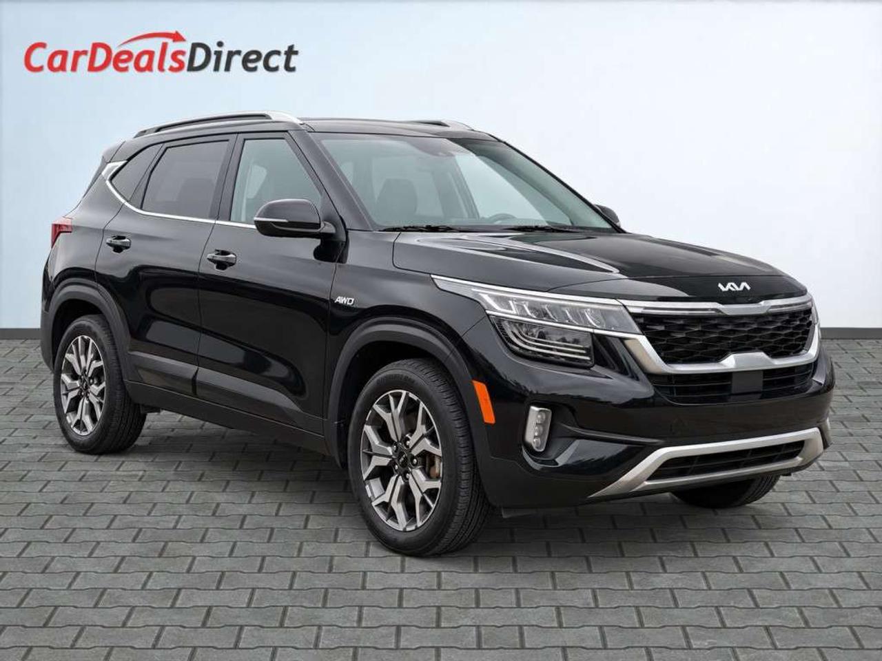 2023 Kia Seltos EX PREMIUM AWD / LEATHER / SUNROOF / NAVI / BLIND SPOT / LANE ASSIST Photo