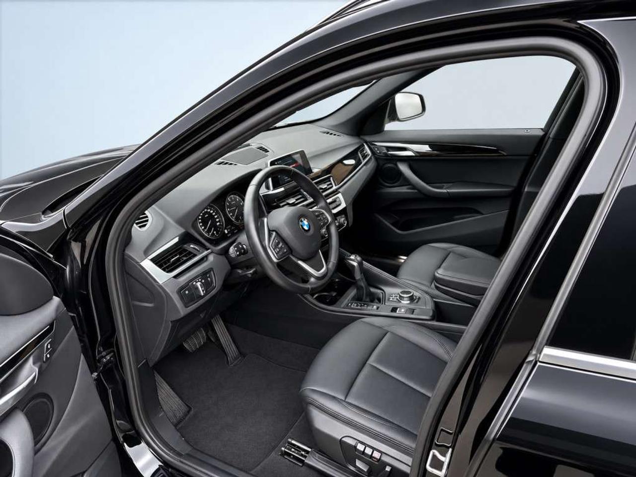2019 BMW X1 xDrive28i 4dr All-wheel Drive Sports Activity Vehicle Automatic Photo