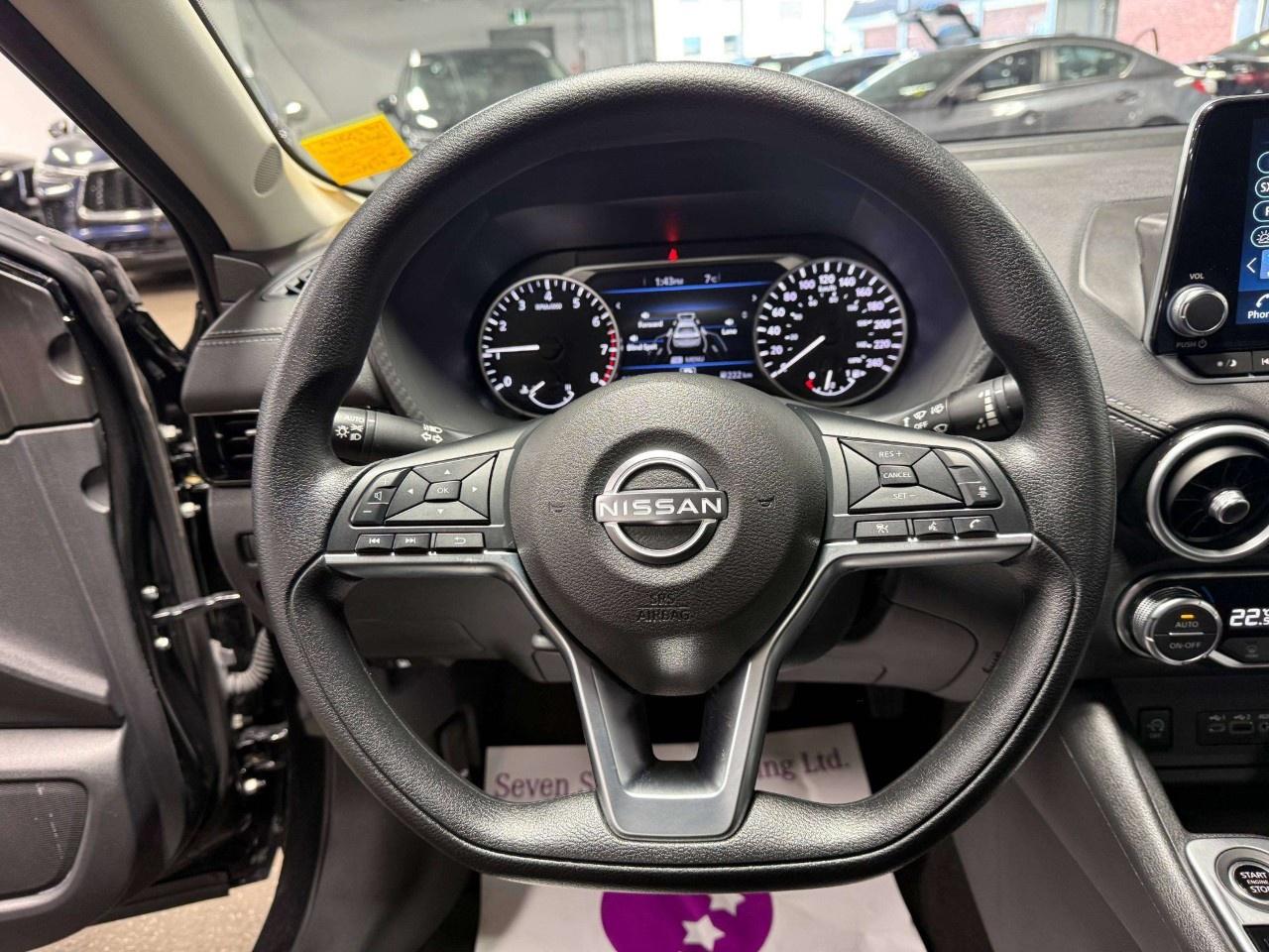 2025 Nissan Sentra SV CVT Photo