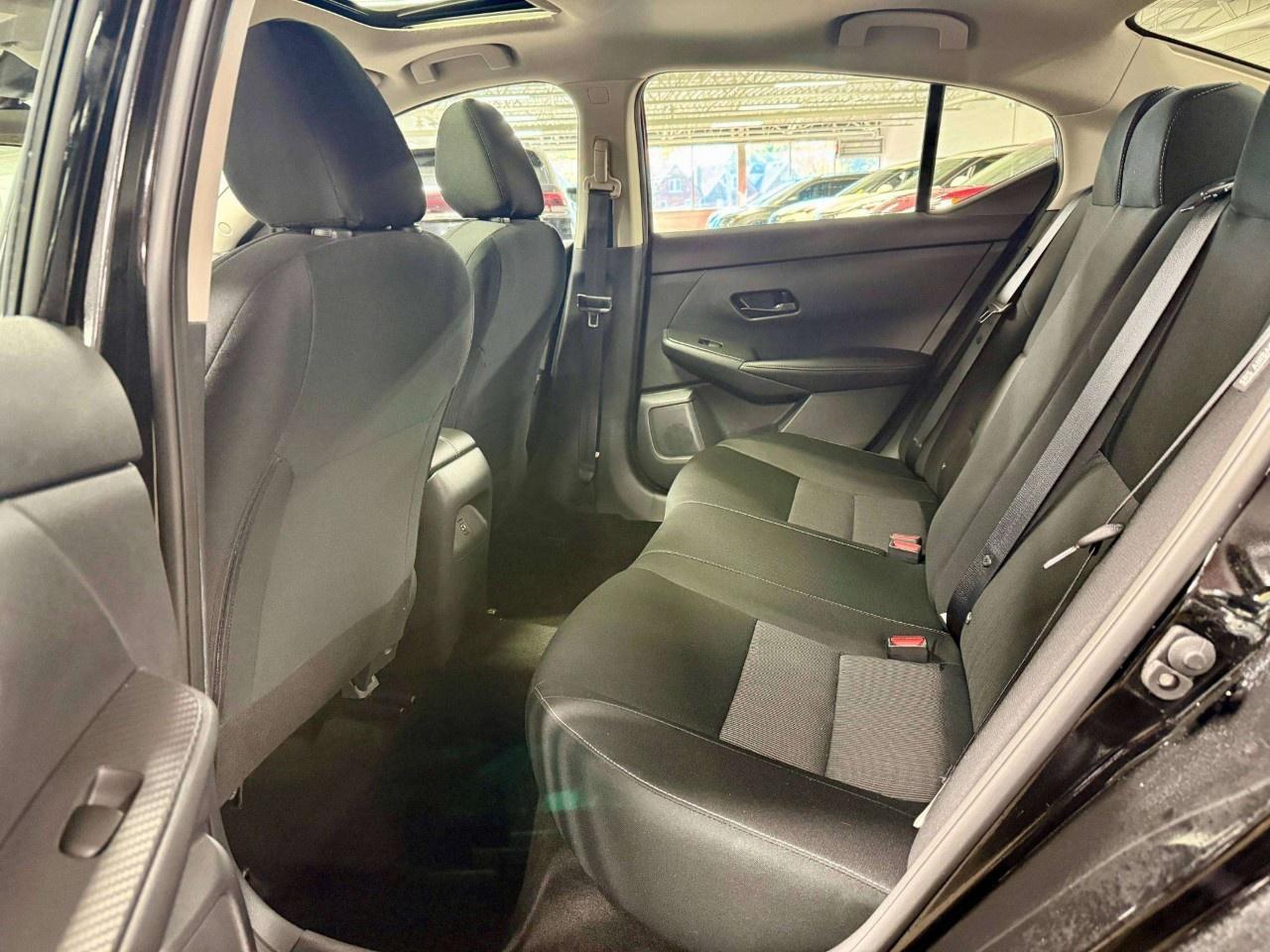 2025 Nissan Sentra SV CVT Photo
