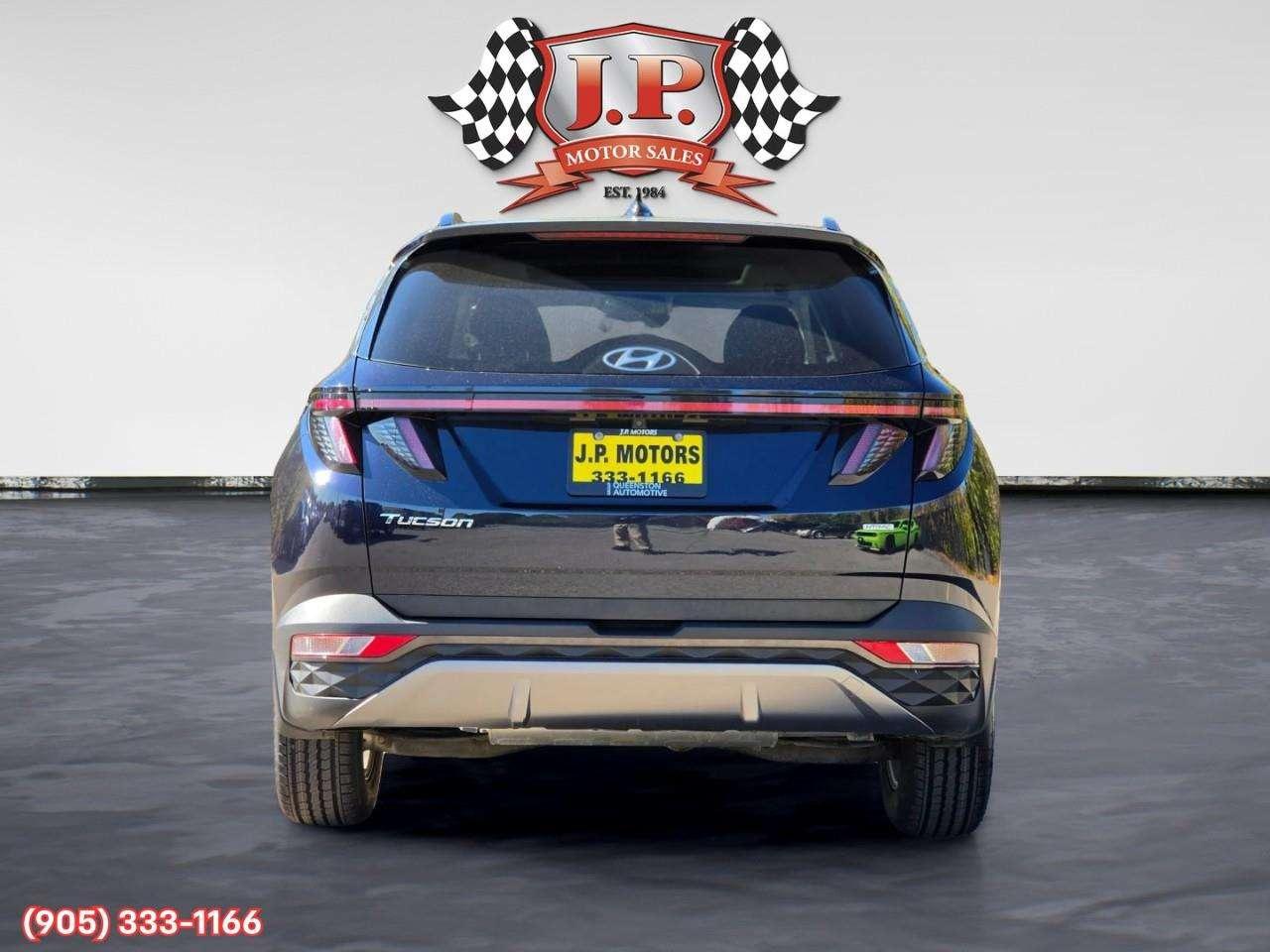 2022 Hyundai Tucson Preferred w/Trend Package Apple CarPlay & Android Auto • Power Sunroof • Leather Seating • Remote Start System • Heated F Photo