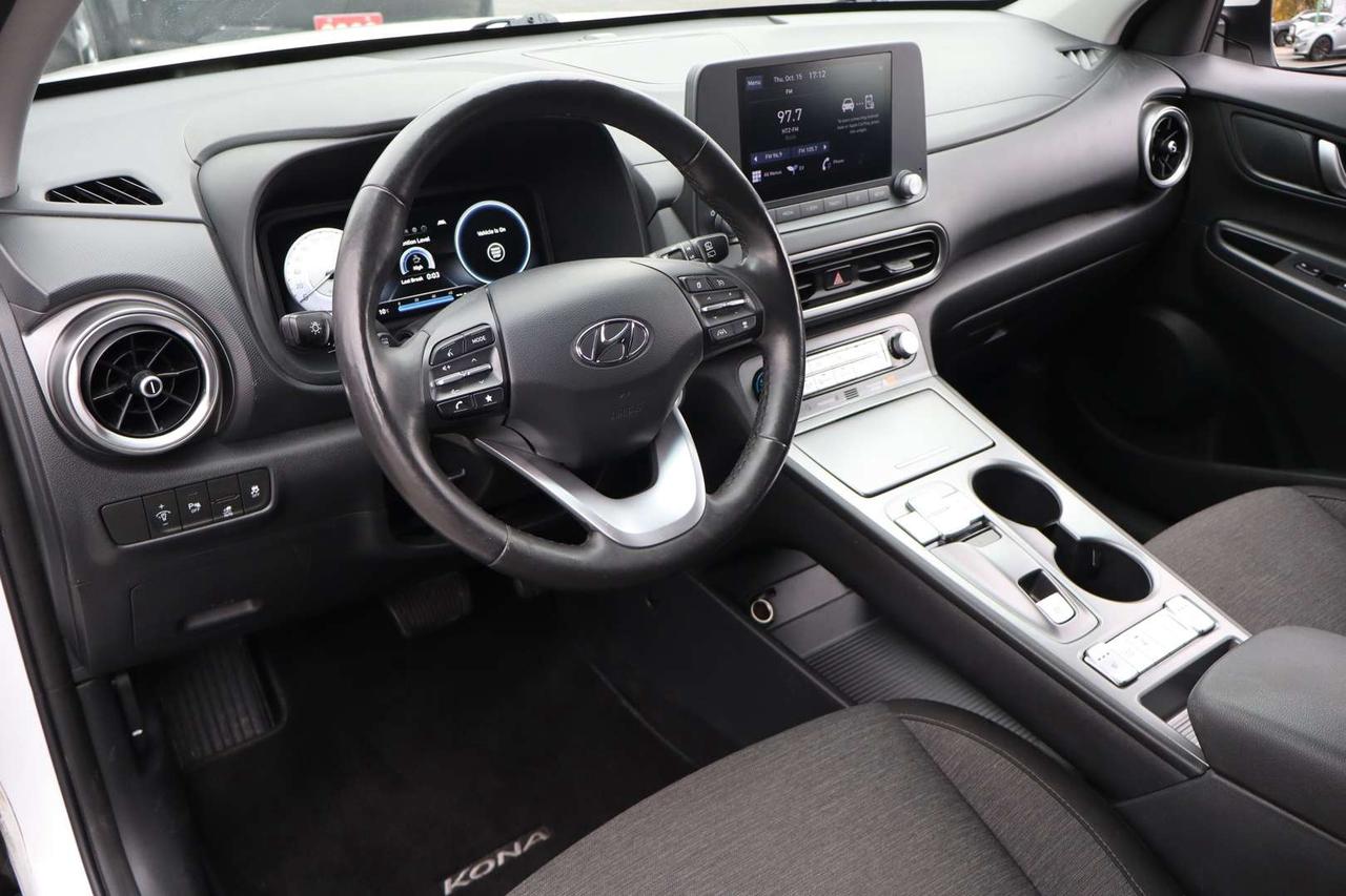 2022 Hyundai KONA Preferred Photo