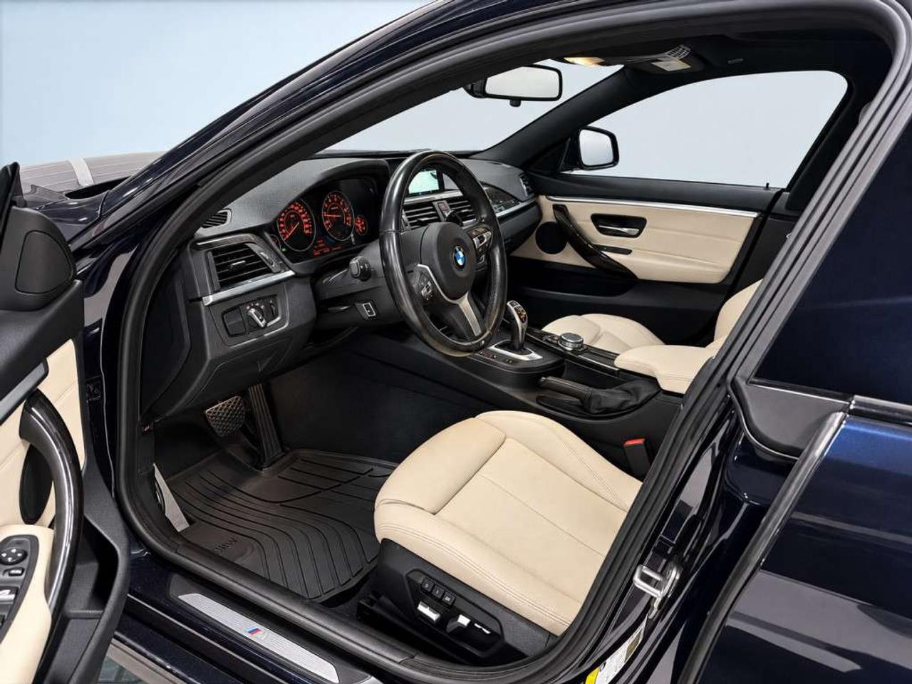 2016 BMW 4 Series 435i xDRIVE / GRAN COUPE / AWD / 3.0L TURBO / 300HP / LEATHER / SUNROOF Photo