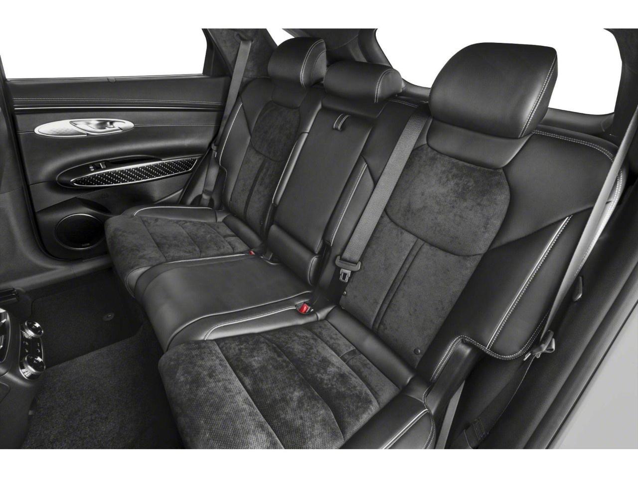 2024 Genesis GV70 2.5T Advanced Plus AWD Photo