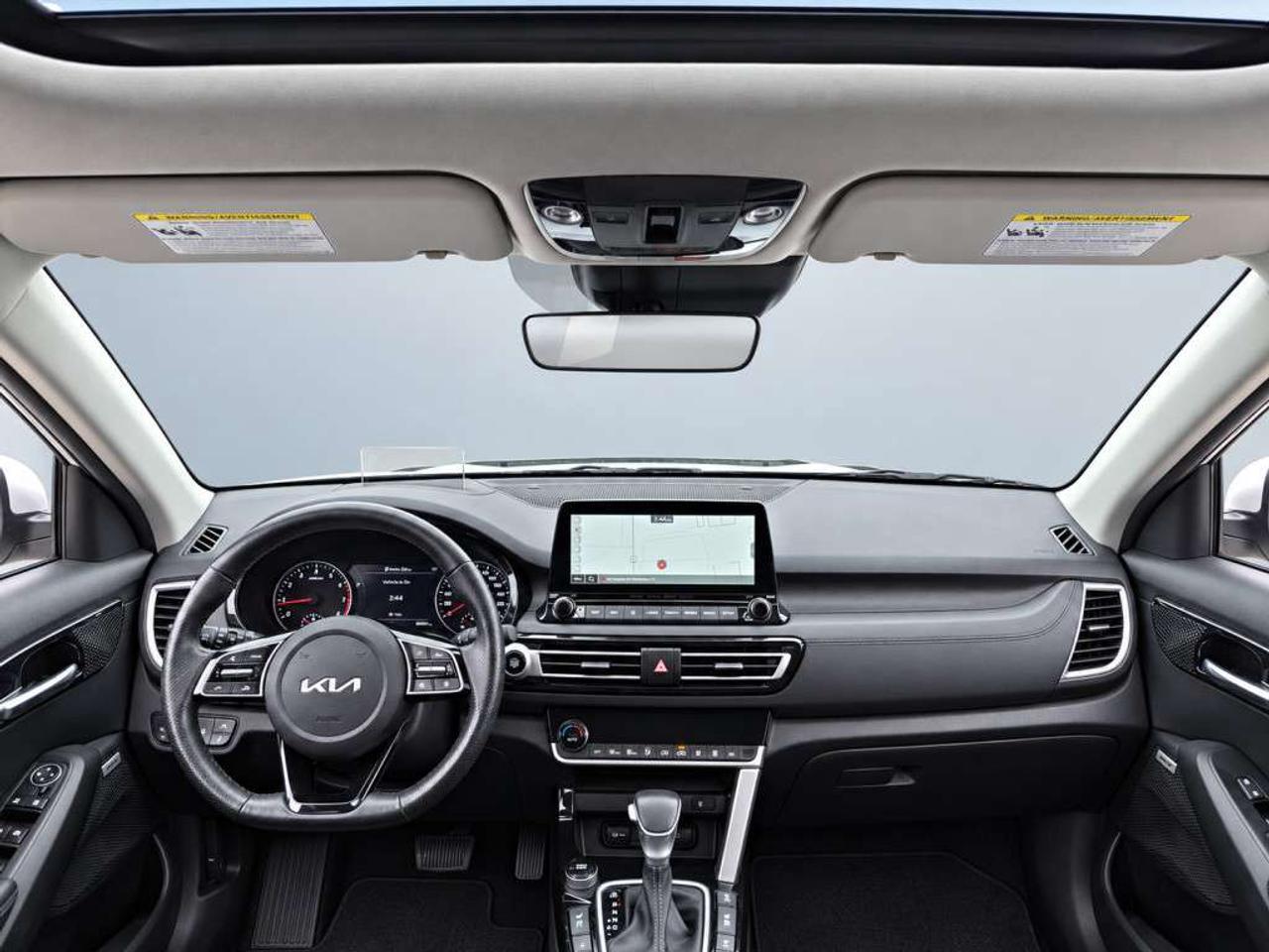 2023 Kia Seltos SX TURBO AWD / LEATHER / NAVI / SUNROOF / BLIND SPOT / LANE ASSIST Photo