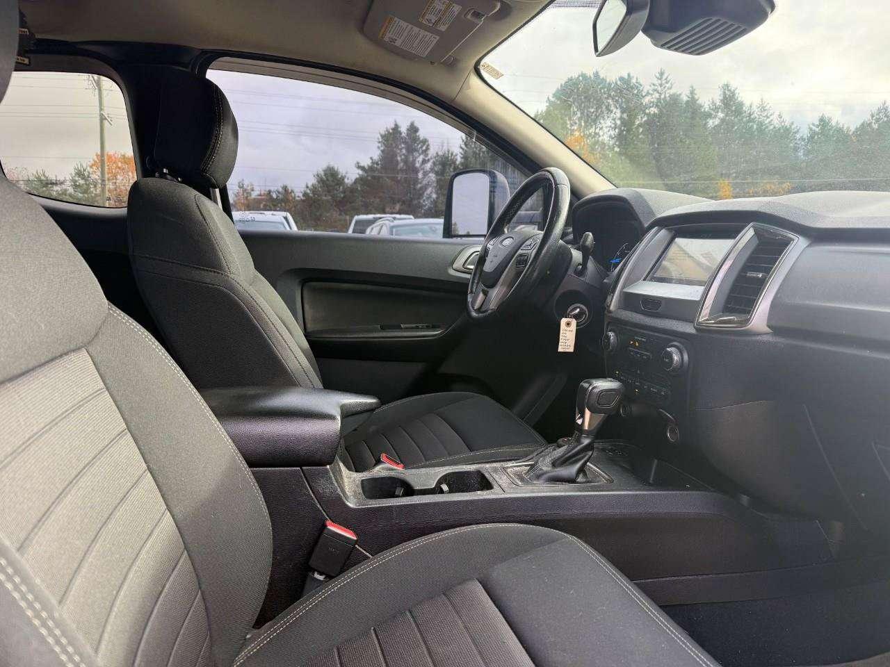 2019 Ford Ranger ALL WEATHER MATS. BEDLINER. FX4 OFF ROAD PKG. TRAILER TOW PKG. REAR VIEW CAMERA. CERTIFIED. Photo