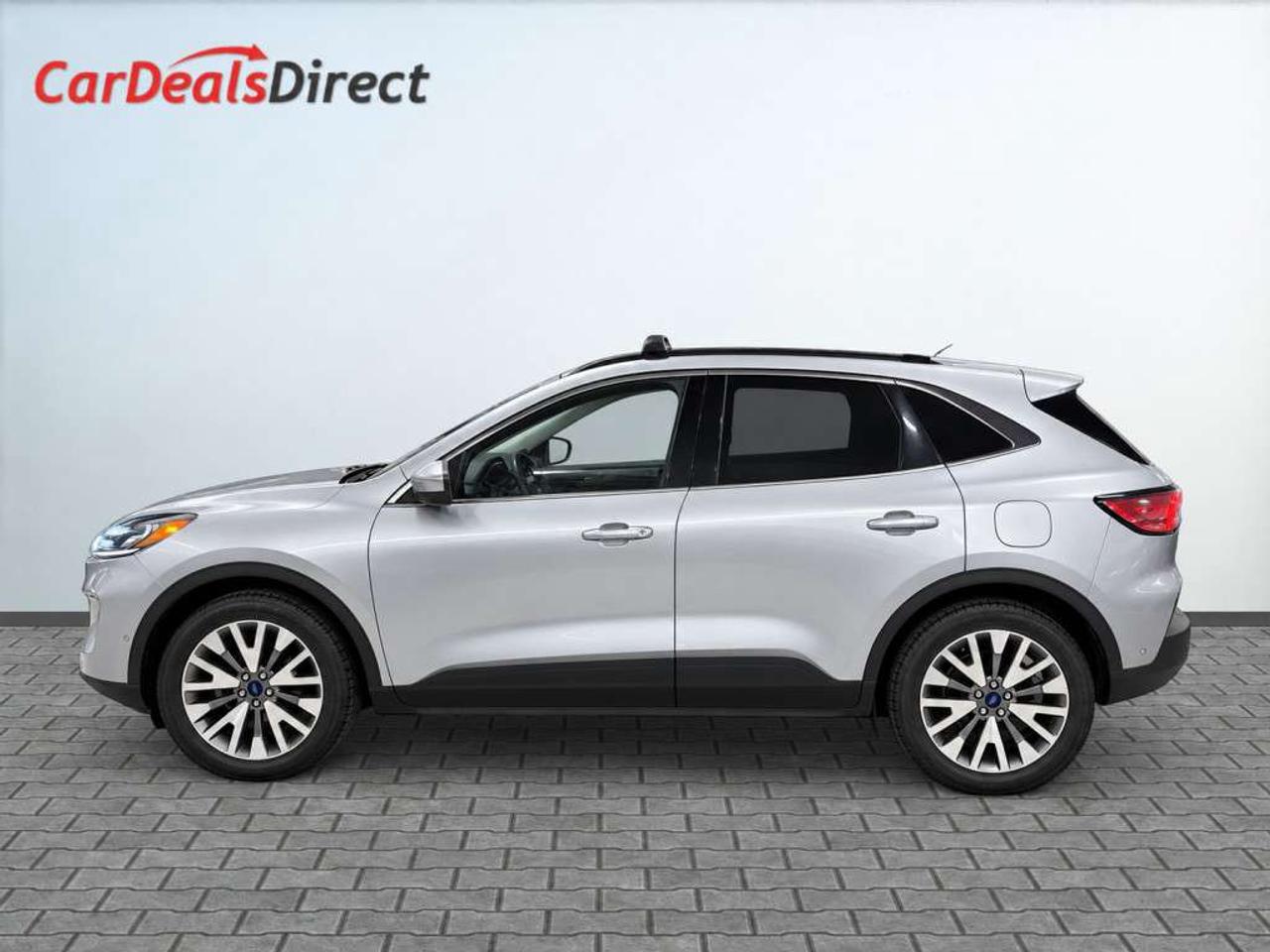 2021 Ford Escape TITANIUM HYBRID   AWD   LEATHER   NAVI   HEATED SEATS   HEATED STEERING   BACKUP CAM Photo