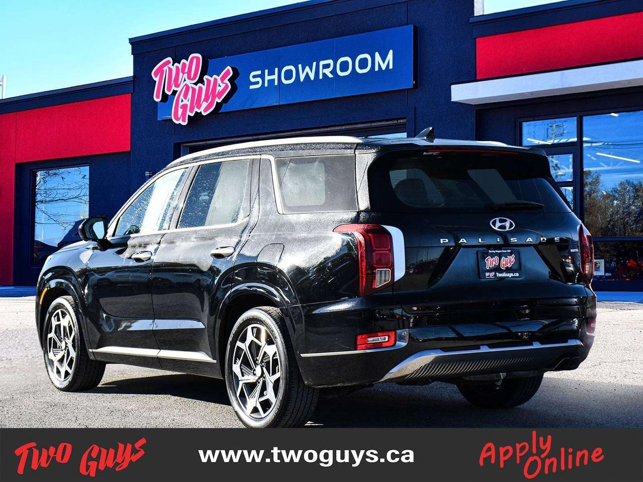 2022 Hyundai PALISADE Ultimate Calligraphy AWD 7 Passenger Nav Leather Photo