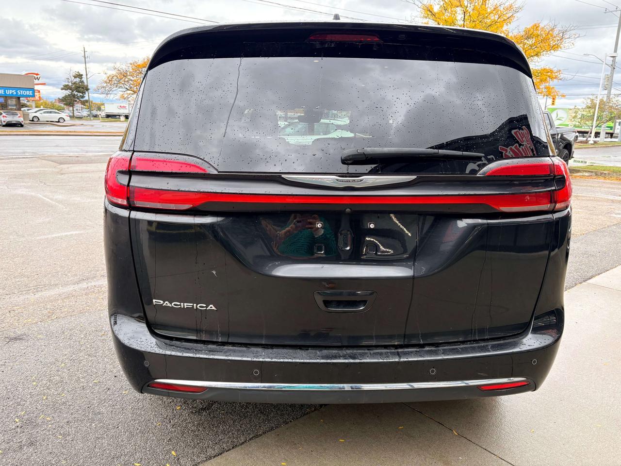 2023 Chrysler Pacifica Touring-L   Leather   Pwr Sliders   ACC Photo