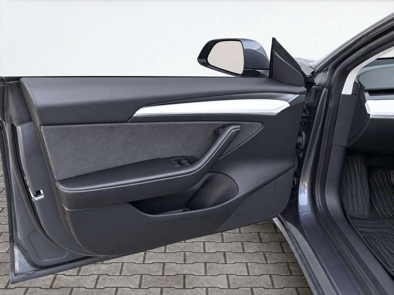 2023 Tesla Model 3 Standart Range Plus   NAVI   Glass Roof   Heated Seats   Autopilot  Capable   Backup Cam Photo