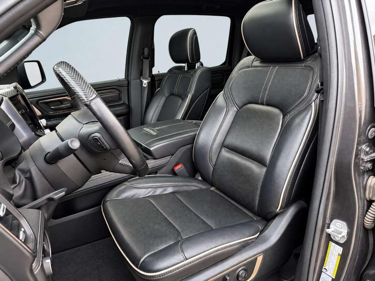 2020 RAM 1500 2020 RAM 1500 LIMITED 4X4 / HEMI V8 / LEATHER / NAVI / AIR SUSPENSION Photo