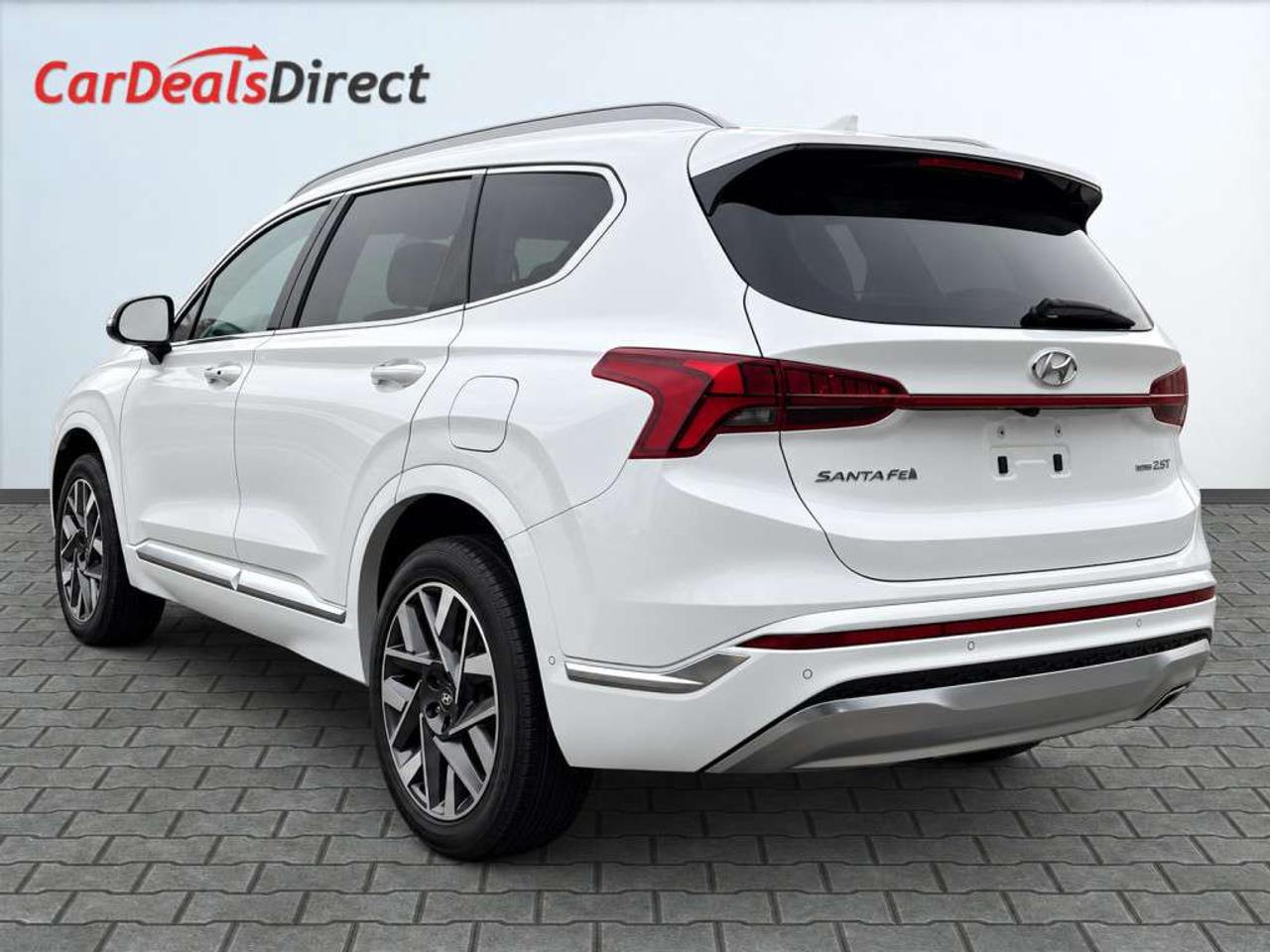 2022 Hyundai Santa Fe ULTIMATE CALLIGRAPHY / AWD / 2.5L TURBO / PANOROOF / LEATHER / NAVI / 360 CAM Photo