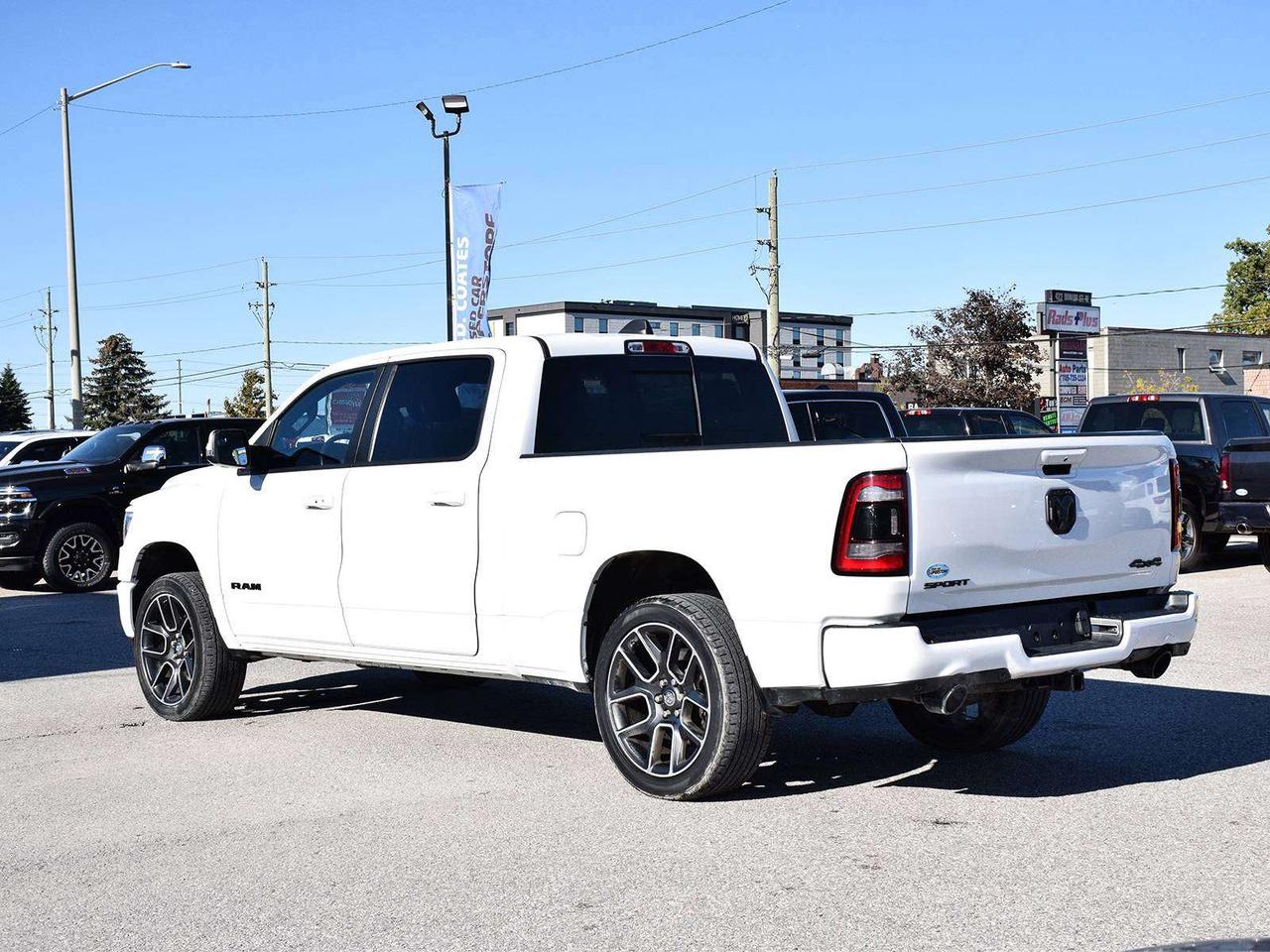 2019 RAM 1500 Sport Crew Cab 4x4 ~Nav ~Leather ~Moonroof ~Camera Photo3