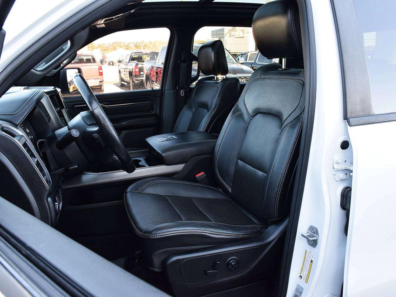 2019 RAM 1500 Sport Crew Cab 4x4 ~Nav ~Leather ~Moonroof ~Camera Photo