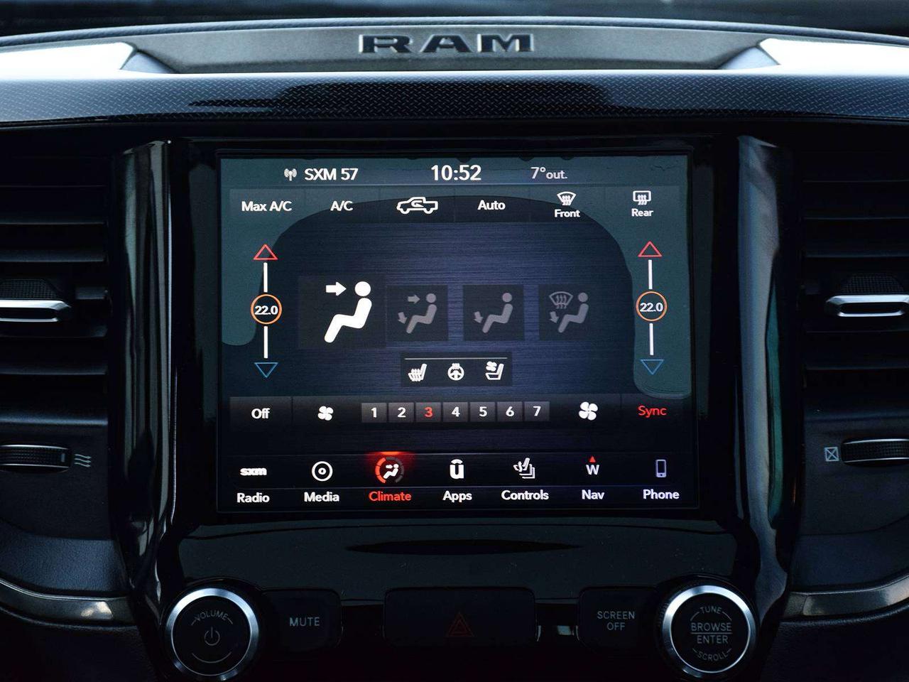 2019 RAM 1500 Sport Crew Cab 4x4 ~Nav ~Leather ~Moonroof ~Camera Photo