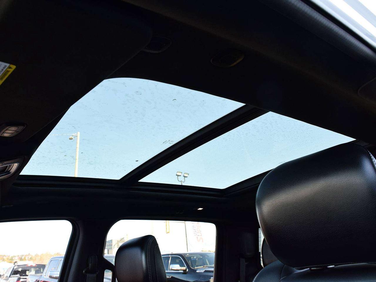 2019 RAM 1500 Sport Crew Cab 4x4 ~Nav ~Leather ~Moonroof ~Camera Photo