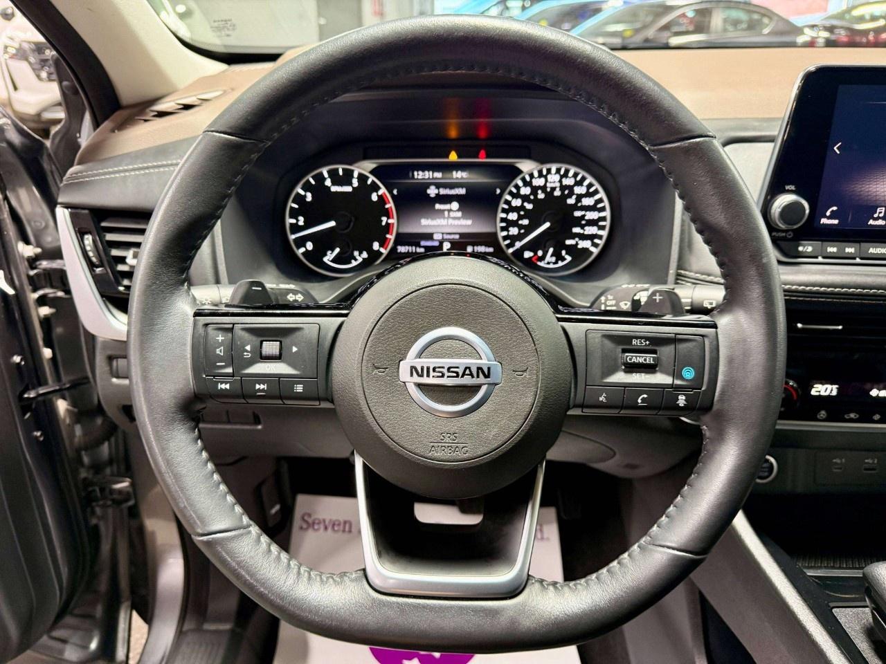 2021 Nissan Rogue FWD SV Photo