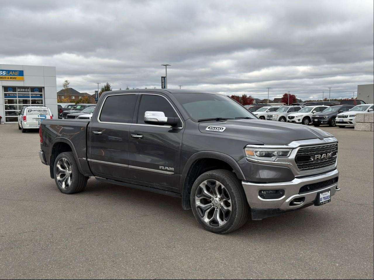 2019 RAM 1500 SUNROOF   LEATHER   PREMIUM AUDIO Photo