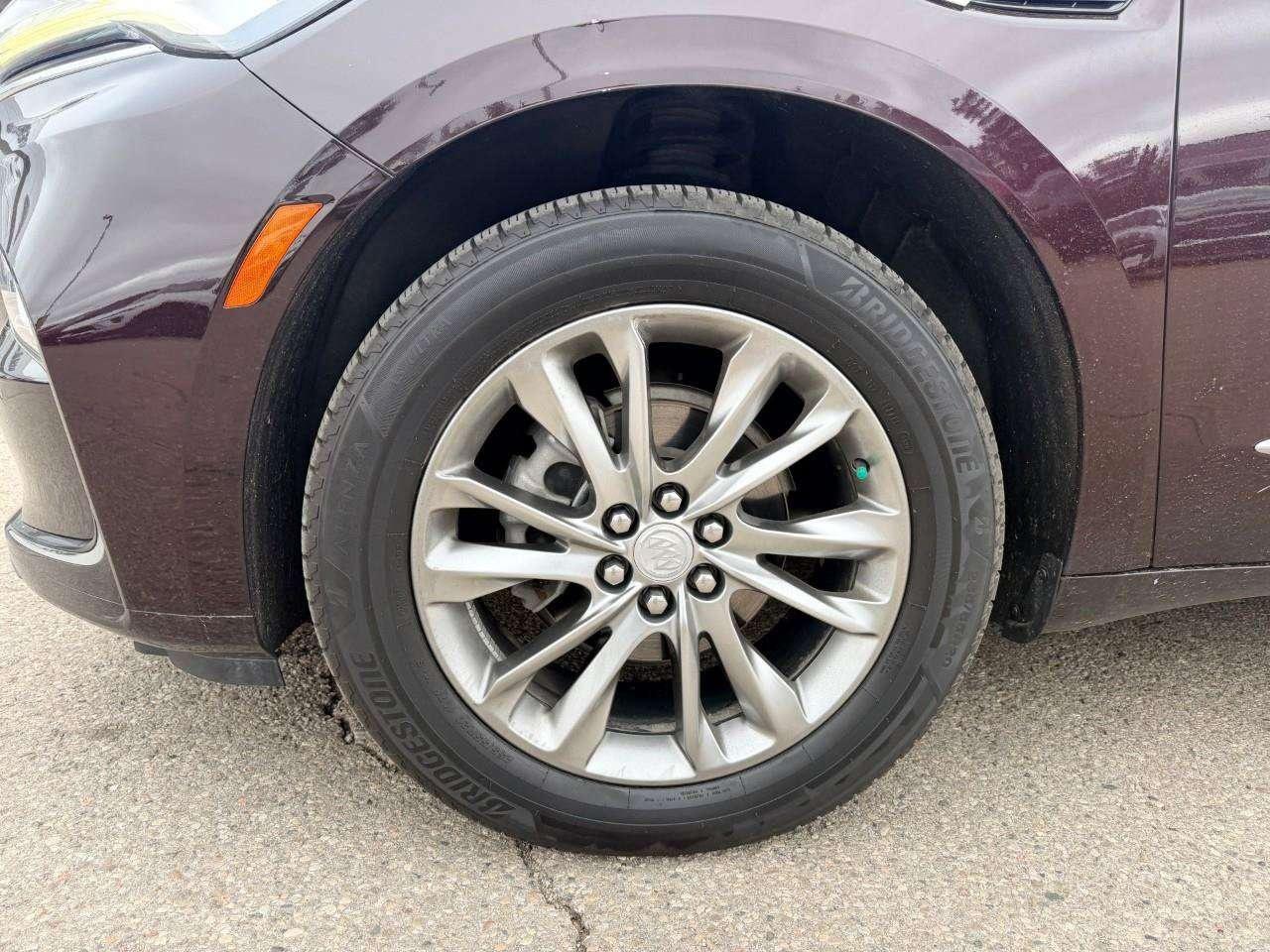 2022 Buick Enclave 3.6L V6, 4X4, ALLOYS, 7-PASSENGER, LEATHER, SUNROOF, 1-OWNER, MACMASTER ORIGINAL, CERTIFIED AS-TRADED! Photo5
