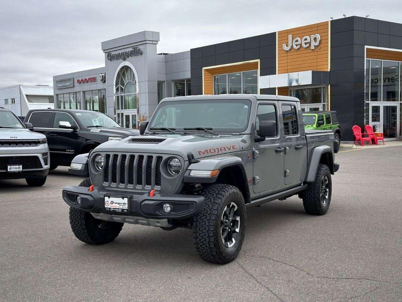 2022 Jeep Gladiator LEATHER   OFF-ROAD PKG   ALPINE AUDIO Photo0