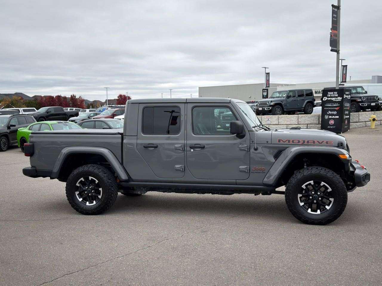 2022 Jeep Gladiator LEATHER   OFF-ROAD PKG   ALPINE AUDIO Photo
