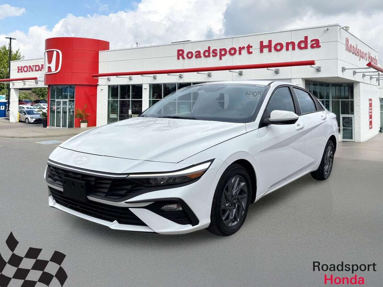 2025 Hyundai Elantra Preferred Blind Spot/Apple Carplay Photo0