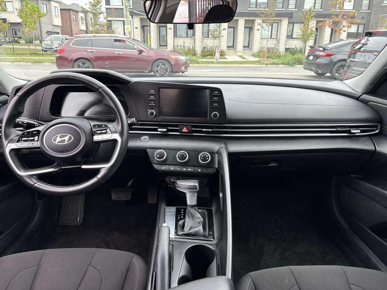 2025 Hyundai Elantra Preferred Blind Spot/Apple Carplay Photo