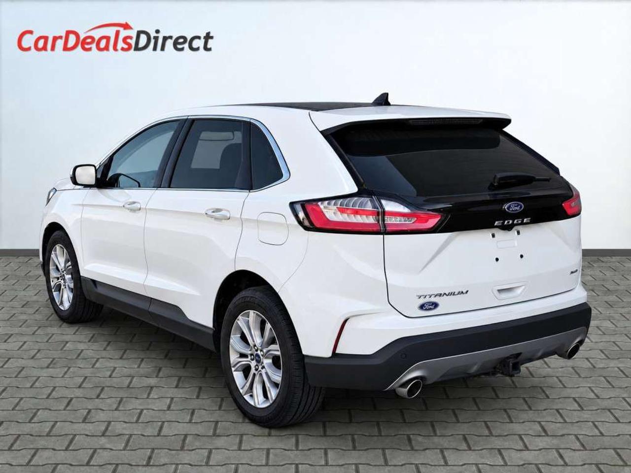 2022 Ford Edge TITANIUM / AWD / PANO / NAVI / LEATHER / HEATED & COOLED SEATS / HEATED REAR SEATS / B&O Photo