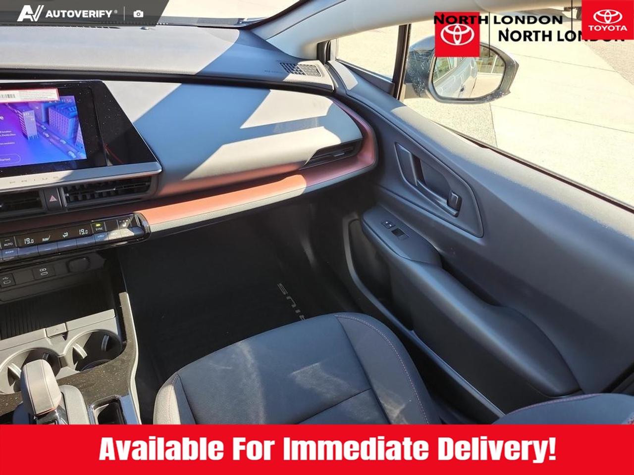2027 Toyota Prius Plug-In Hybrid SE 5dr Hatchback Photo