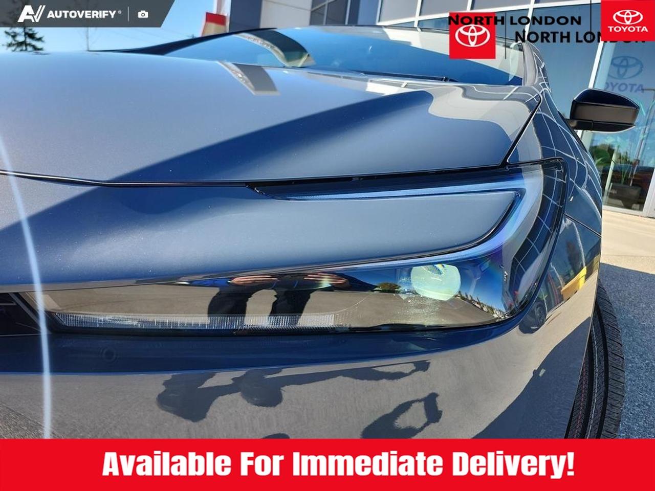 2027 Toyota Prius Plug-In Hybrid SE 5dr Hatchback Photo
