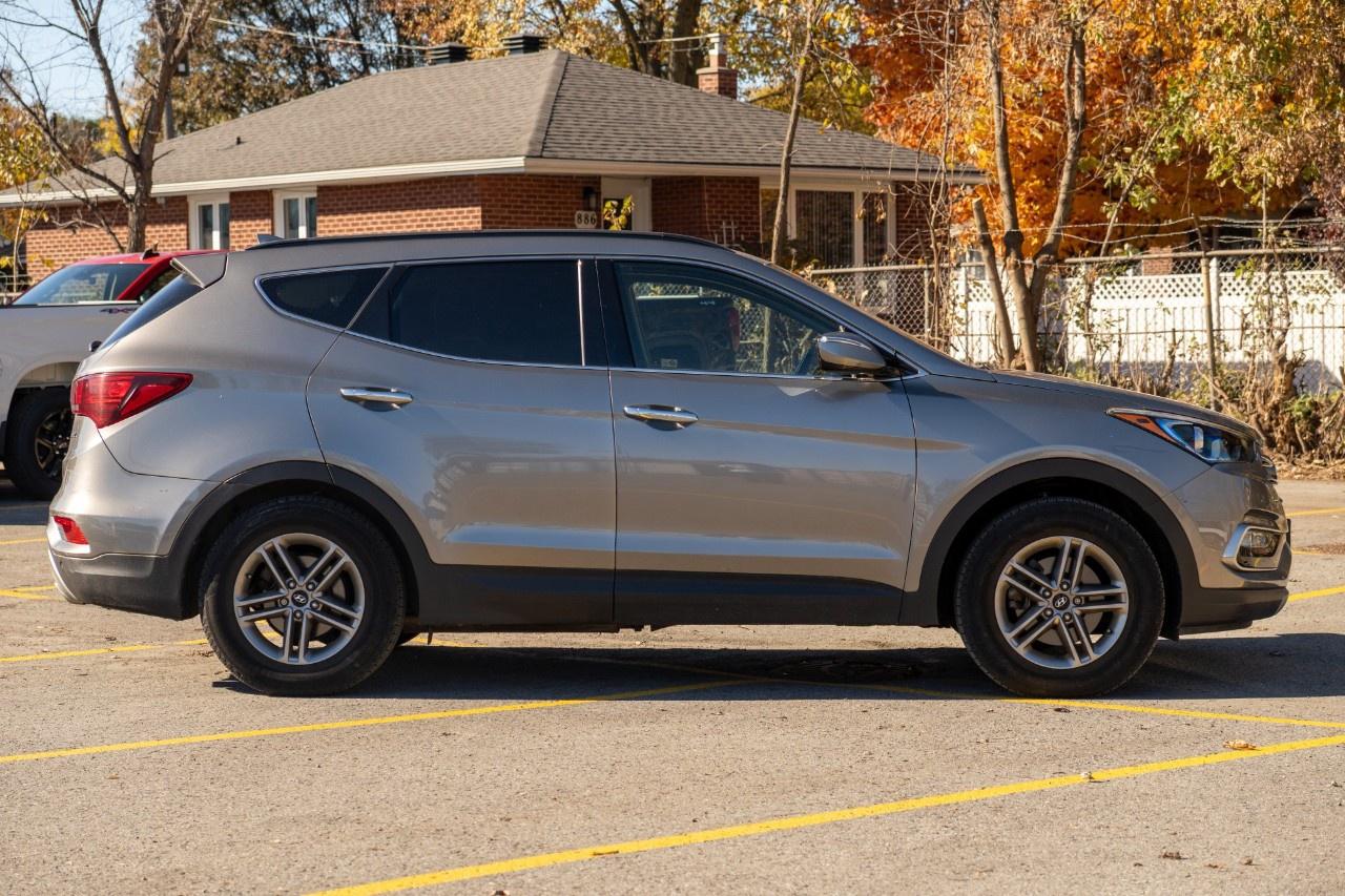 2017 Hyundai Santa Fe Sport FWD 4dr 2.4L Premium Photo4