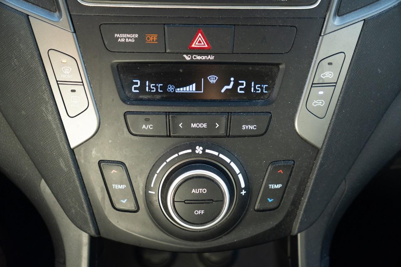 2017 Hyundai Santa Fe Sport FWD 4dr 2.4L Premium Photo
