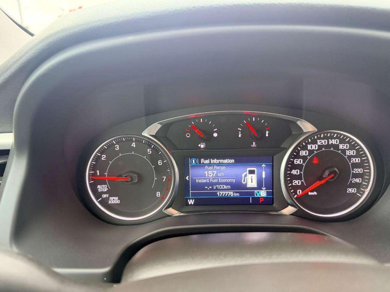 2023 GMC Acadia 3.6L V6, AWD, ALLOYS, CLOTH, 6-PASSENGER, TRAILERING PKG, CERTIFIED AS-TRADED! Photo