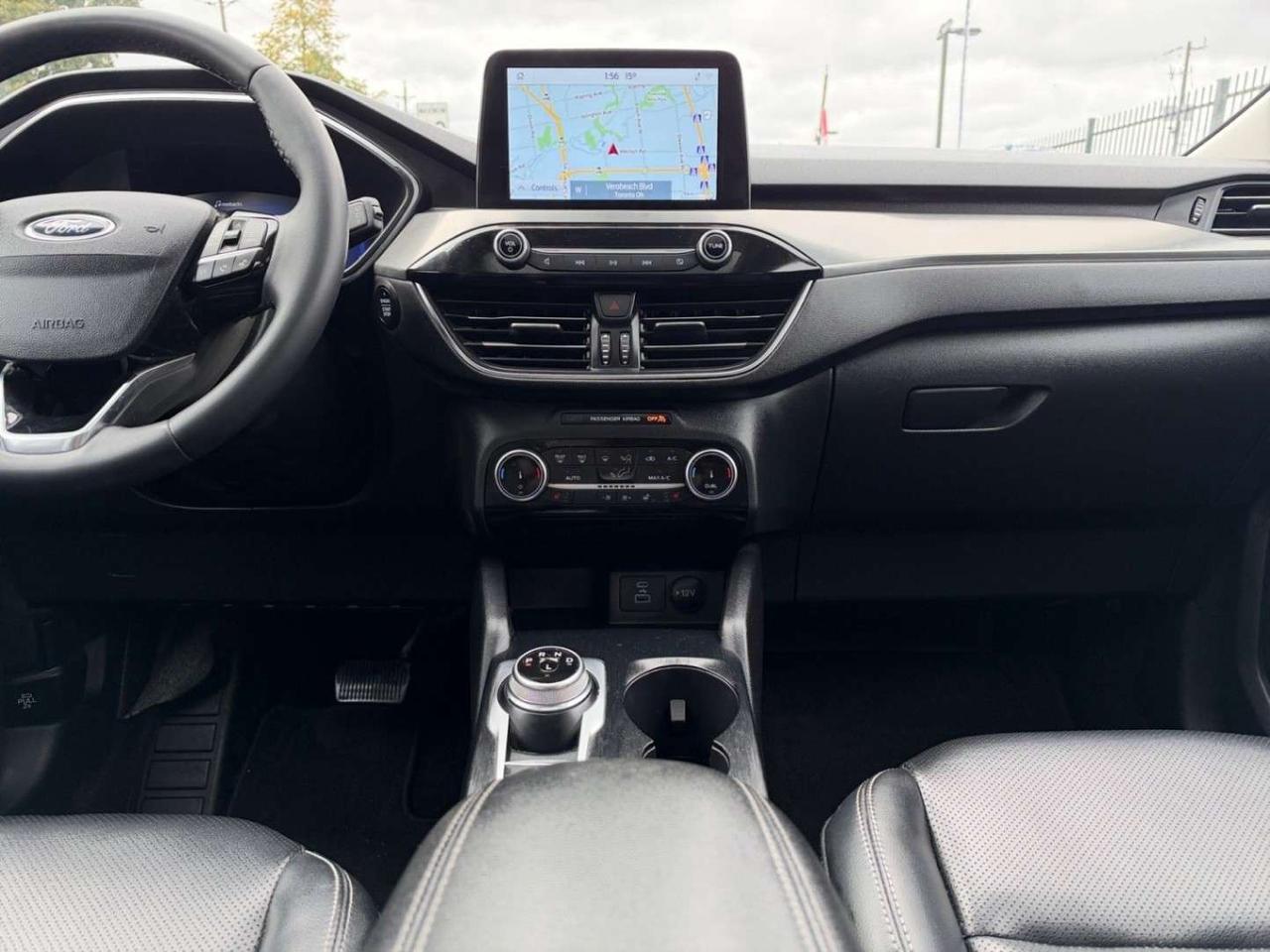 2022 Ford Escape Titanium AWD * DRIVER ASSIST / PANORAMIC / CARPLAY / CAMERA / LED LIGHTS Photo